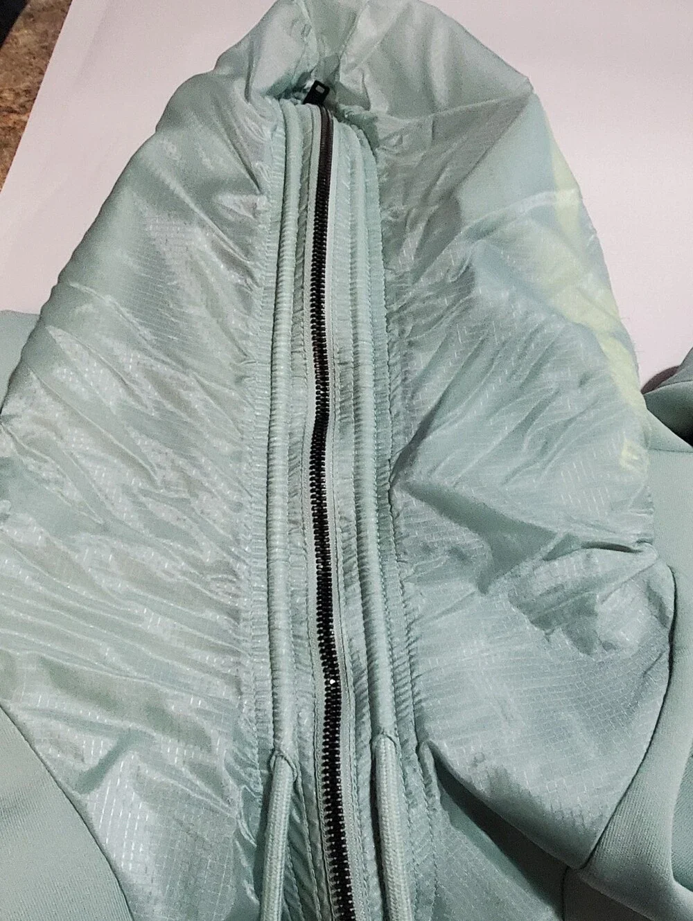 NIKE AIR JORDAN 23 ENGINEERED HOODIE . GREEN 1/2 ZIP. LONG SLEEVES. Unisex XL